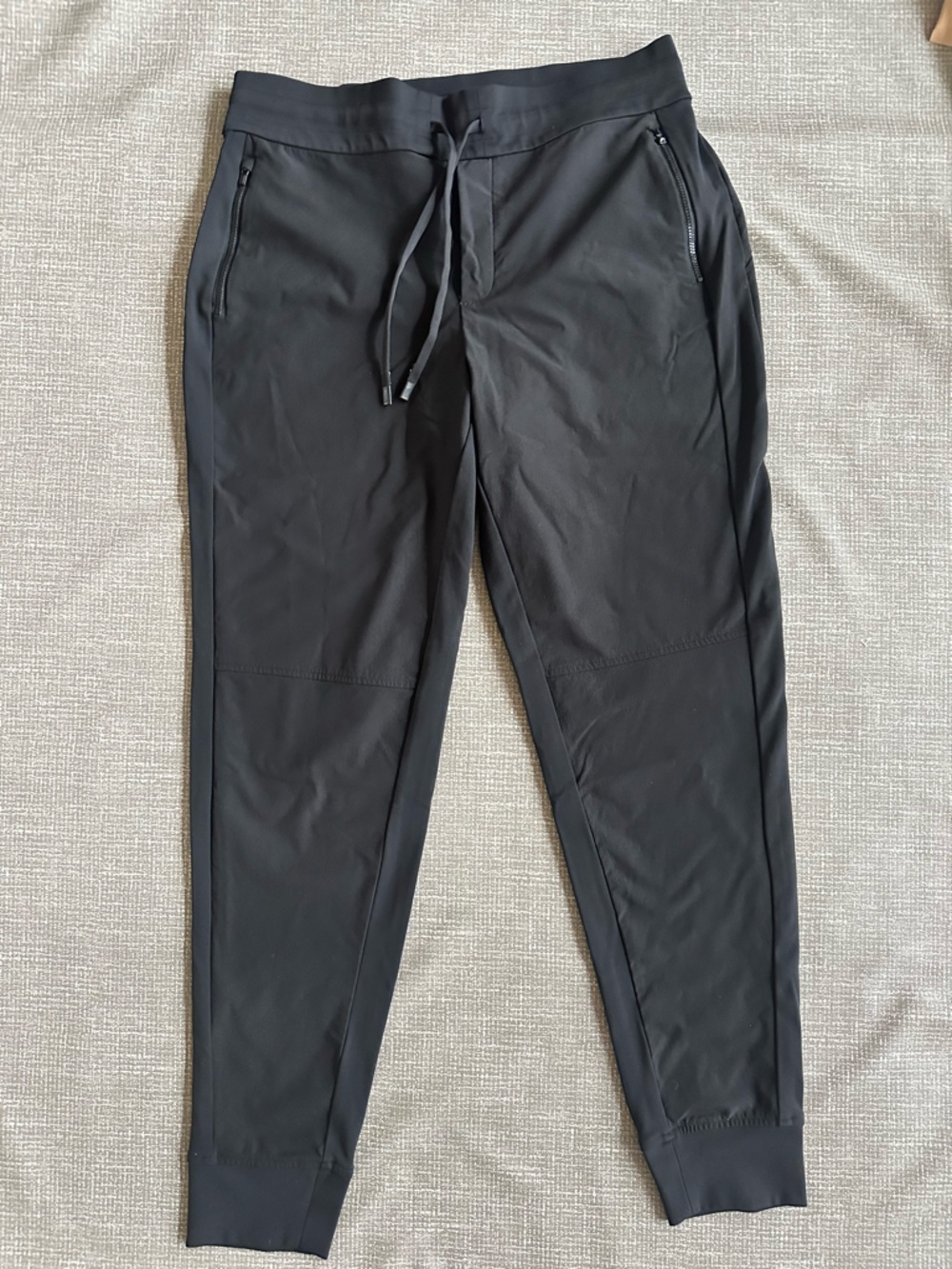 Athleta Women’s Black Jogger Pants Size 14 Tall Athletic Travel Zip Pocket